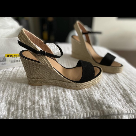 Black Wedge Sandals - Picture 4 of 6